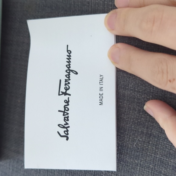 New Ferragamo Gancini Mini Drawstring Leather Bucket Bag - Picture 5 of 7